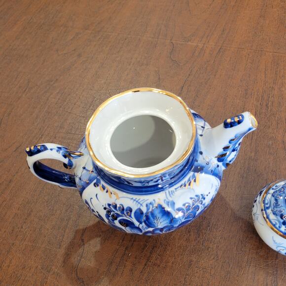 Vintage Porcelain Gzhel teapot blue gold plated handmade - Picture 9 of 12